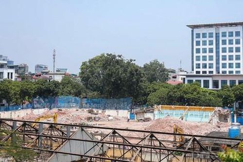 Tại sao Hà Nội hỏa tốc yêu cầu Công ty Cổ phần thiết bị Bưu điện tạm dừng phá dỡ, thi công dự án số 61 Trần Phú?