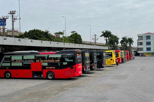 Nghiêm cấm xe khách liên tỉnh bỏ chuyến để chở khách hợp đồng dịp nghỉ lễ 30-4