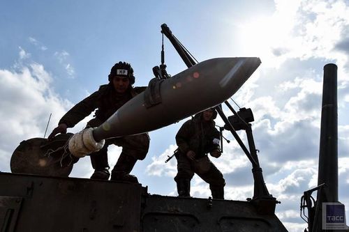 Nga tung cối tự hành 'Kẻ hủy diệt đô thị' vào chiến trường Mariupol