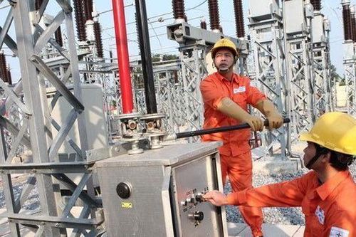 Chuyển giao công trình điện là tài sản công sang Tập đoàn Điện lực Việt Nam quản lý