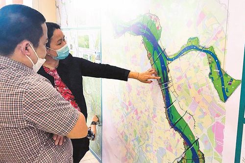 Khai thác giá trị sông Hồng