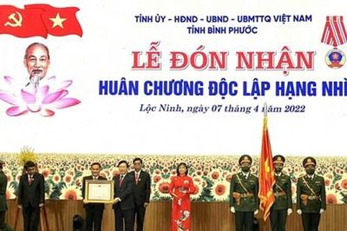 Huyện Lộc Ninh, tỉnh Bình Phước kỷ niệm 50 năm Ngày giải phóng và đón nhận Huân chương Độc lập hạng Nhì