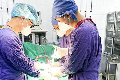 Chẩn đoán nhầm, hai bệnh nhân phải cắt bỏ tinh hoàn