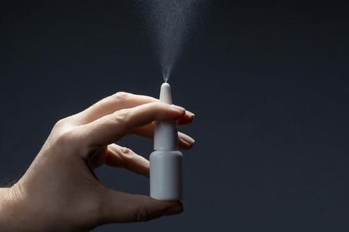 Vắc-xin Covid-19 dạng xịt mũi bảo vệ cơ thể thế nào?