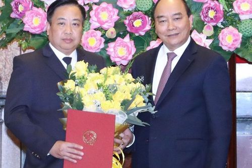 Chủ tịch nước trao quyết định bổ nhiệm Phó Chánh án Tòa án nhân dân Tối cao