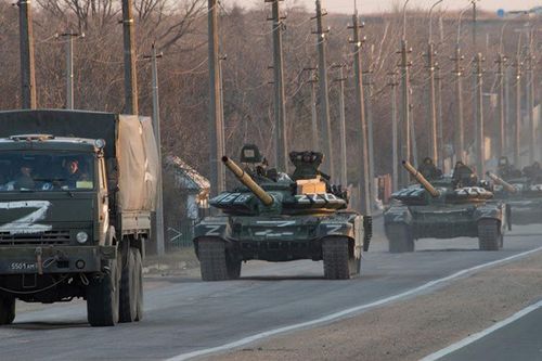Nga không kích loạt mục tiêu ở Kharkov, Donbass - 'Đánh chặn' T-72 Séc chuyển cho Ukraine?