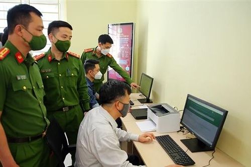 Triển khai Đề án 06 - mô hình điểm dịch vụ công trực tuyến tại nhà văn hóa