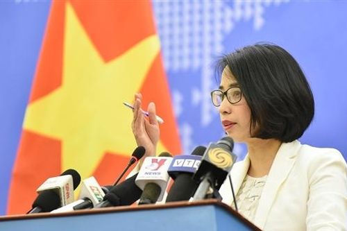 Việt Nam yêu cầu Trung Quốc chấm dứt quân sự hóa Trường Sa