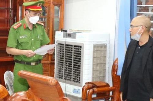 Bắt thầy bói chuyên 'nổ' để lừa đảo chiếm đoạt gần 5 tỷ đồng