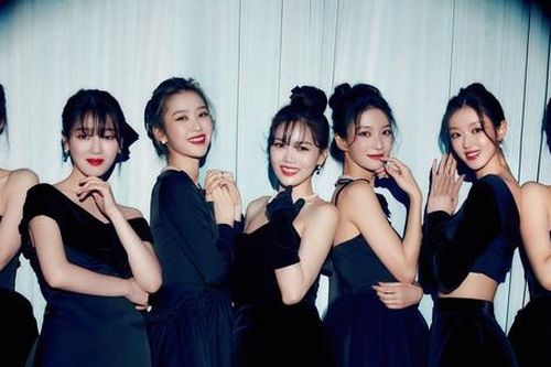 Trở lại với 'Real Love', Oh My Girl thả thính V-Miracle bằng lời chào tiếng Việt ngọt ngào