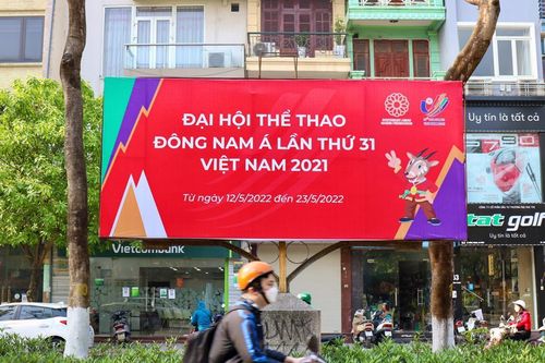 Hà Nội: Đường phố trang hoàng rực rỡ chào đón SEA Games 31
