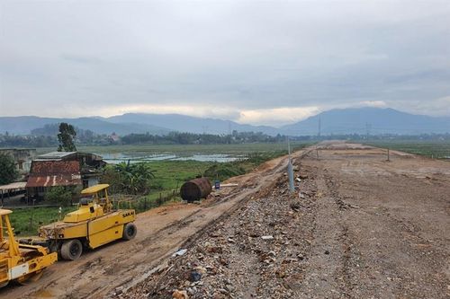 Tối hậu thư cho những tuyến đường vừa làm vừa… giải lao