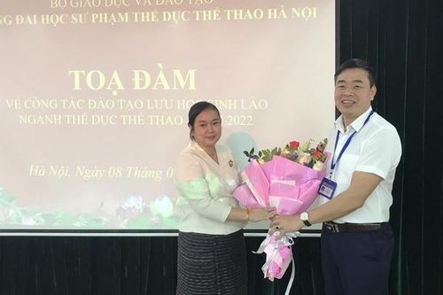 Việt Nam đẩy mạnh giúp đỡ Lào phát triển nguồn nhân lực về thể dục thể thao