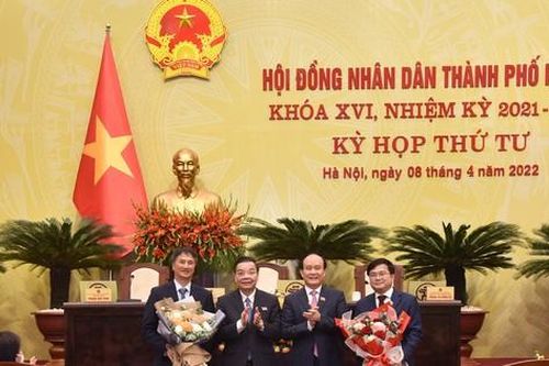 Ông Trương Việt Dũng được bầu là Ủy viên UBND thành phố Hà Nội