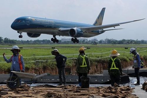 Sân bay Tân Sơn Nhất đón tin vui, vận hành hai đường băng trước cao điểm lễ 30/4
