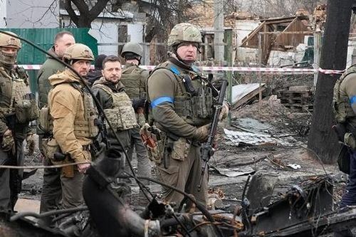 'Sốc' với video lính Nga nghi bị hành quyết ở Ukraine