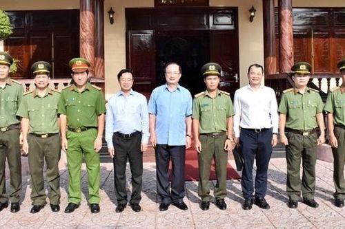 Hội đồng Lý luận Trung ương dâng hương tưởng niệm Chủ tịch Hồ Chí Minh