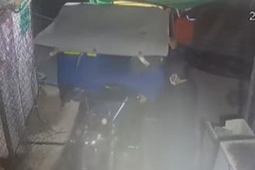 Truy bắt các đối tượng đi xe ôtô ra tay trộm xe ba gác trong đêm