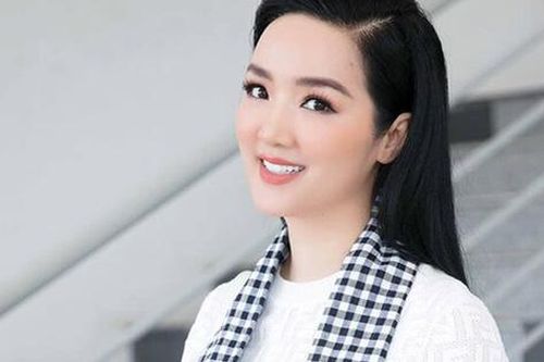 Động thái bất thường của Hoa hậu Giáng My giữa những tin đồn về con gái