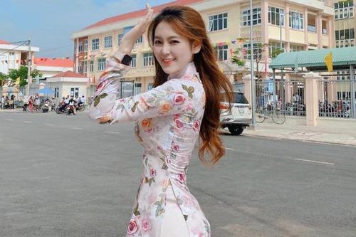 Cô giáo xinh đẹp bên Lộc Fuho từng gây tranh cãi vì gu thời trang