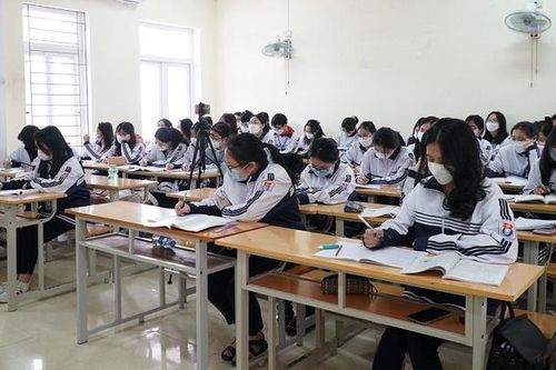Lựa chọn sách giáo khoa phù hợp với thực tiễn địa phương