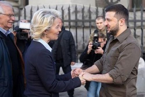 EU khởi động quá trình kết nạp nhanh thành viên mới Ukraine