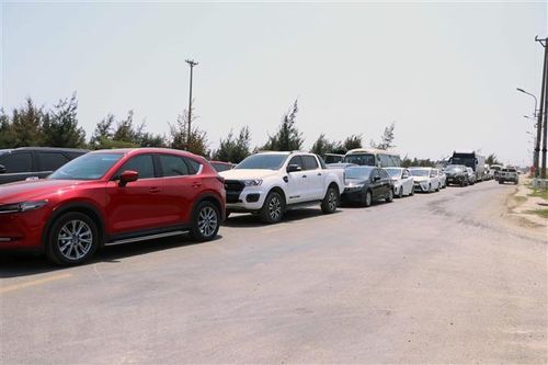 Hải Phòng: Đường ra khu du lịch Cát Bà ùn tắc kéo dài dịp lễ Giỗ Tổ