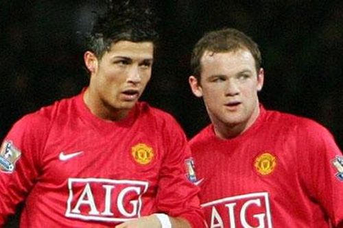 Rooney phản ứng sao khi bị Ronaldo gọi là 'kẻ ghen tỵ'?
