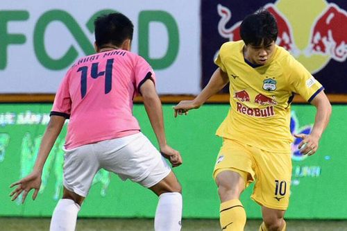 'Hú hồn' trên chấm penalty, HAGL đi tiếp ở Cúp Quốc gia