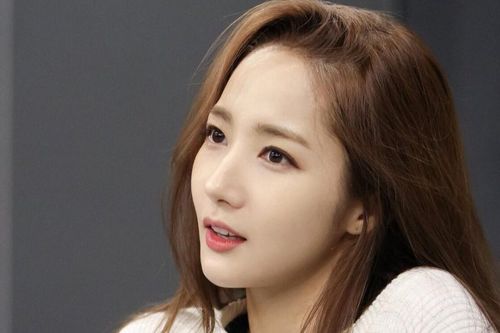 Park Min Young bất ngờ đề cập đến chuyện kết hôn, showbiz Hàn sắp có tin vui?