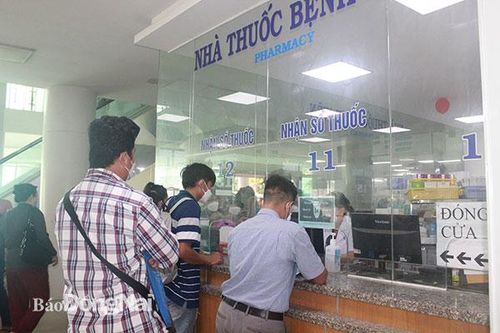 Giảm giá nhiều loại thuốc, vật tư y tế đã trúng thầu