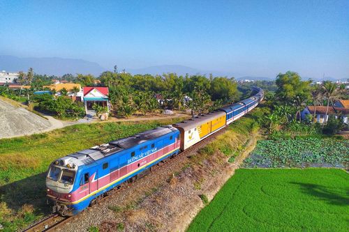 Tái cơ cấu ngành đường sắt: Sáp nhập hai công ty đường sắt Hà Nội và Sài Gòn