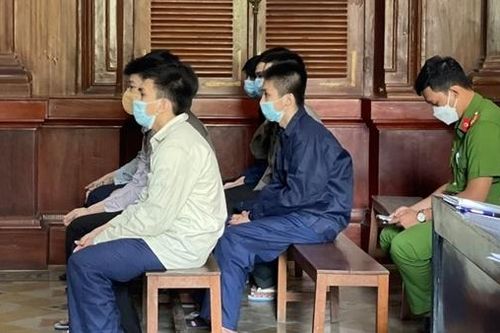 15 tuổi cầm đầu băng cướp gây 18 vụ vùng giáp ranh