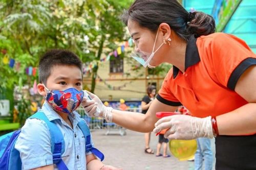 Trẻ mầm non tại nhiều tỉnh trở lại trường học