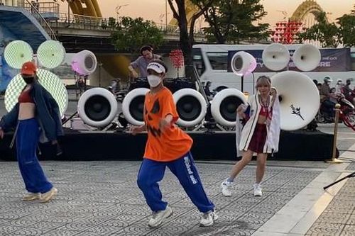 Nhiều hoạt động vui chơi giải trí thu hút du khách, giới trẻ Đà Nẵng dịp Giỗ Tổ Hùng Vương