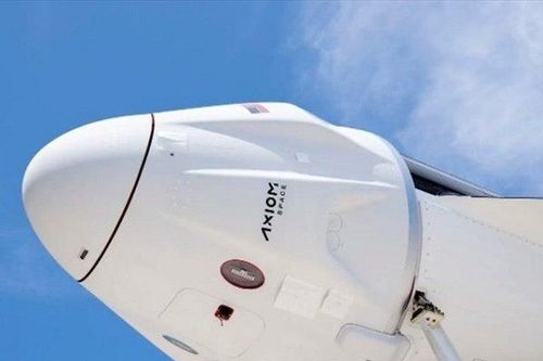 SpaceX và Axiom Space đưa phi hành đoàn tư nhân đầu tiên lên ISS