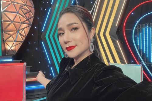MC Cát Tường bất ngờ đăng tâm thư vào rạng sáng: 'Oan trái này biết bao giờ mới dứt'