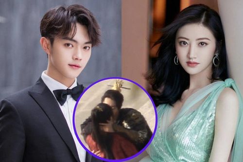 Lộ ảnh Cảnh Điềm - Hứa Khải 'khóa môi' cực ngọt tại phim trường Lạc Du Nguyên