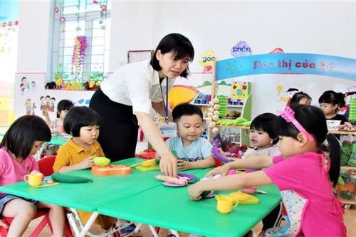 Hà Nội cho trẻ mầm non trở lại trường học trực tiếp từ ngày 13/4
