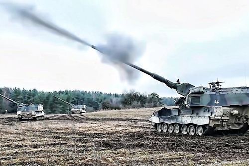 Ukraine chuẩn bị tiếp nhận... 100 tổ hợp 'Hoàng đế pháo binh PzH 2000' cực mạnh?