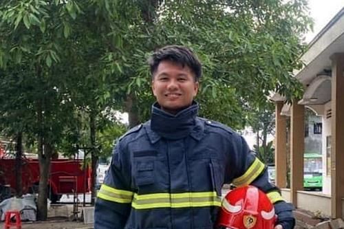 Trung úy công an được thăng cấp đại úy sau khi dũng cảm cứu người