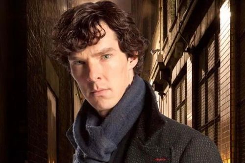 Sam Elliott xin lỗi Benedict Cumberbatch