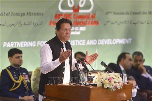 Thủ tướng Pakistan bị bãi nhiệm