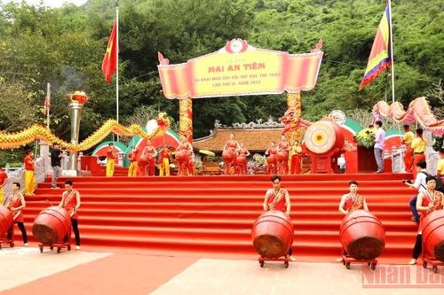 Khai mạc Lễ hội Mai An Tiêm năm 2022