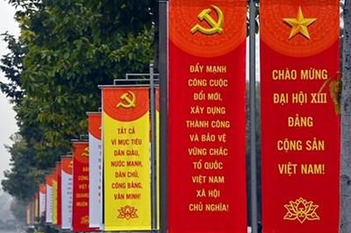 Đấu tranh chống âm mưu đòi 'chuyển đổi thể chế chính trị' ở Việt Nam
