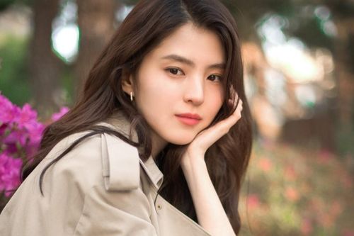 Baeksang 2022: Han So Hee bị chửi tan nát vì được đề cử giải lớn, liệu có quá thiên vị?