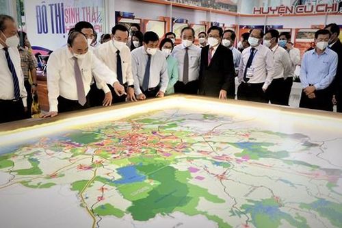 Đánh thức vùng 'đất thép thành đồng'
