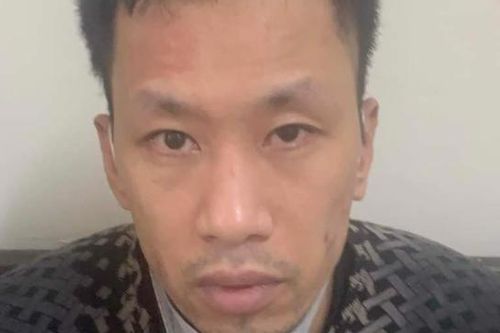 Mang ma túy giao cho khách, người đàn ông bị cảnh sát bắt giữ