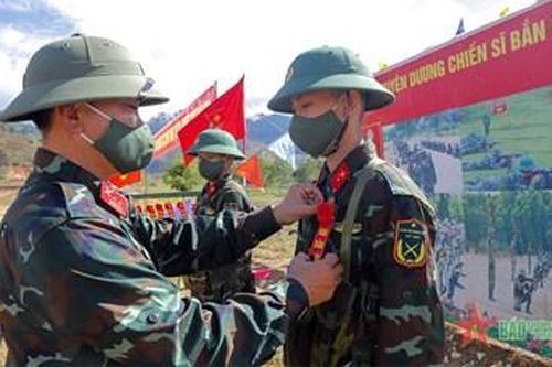 Để bộ đội yêu đơn vị như gia đình