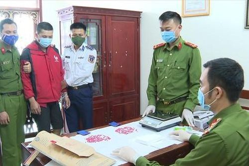 Bắt giữ đối tượng tàng trữ, vận chuyển số lượng ma túy 'khủng' tại Ninh Bình